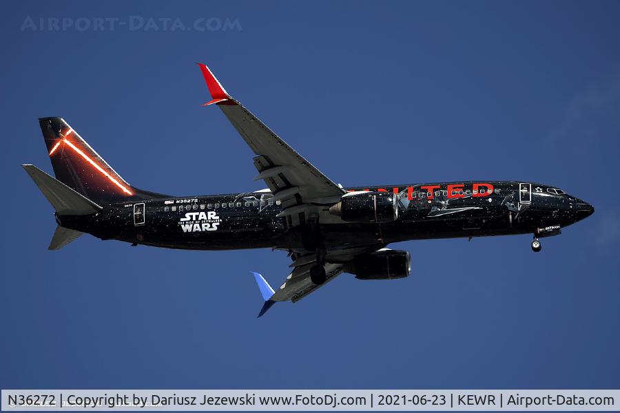 N36272, 2001 Boeing 737-824 C/N 31590, Boeing 737-824 - United Airlines  C/N 31590, N36272
