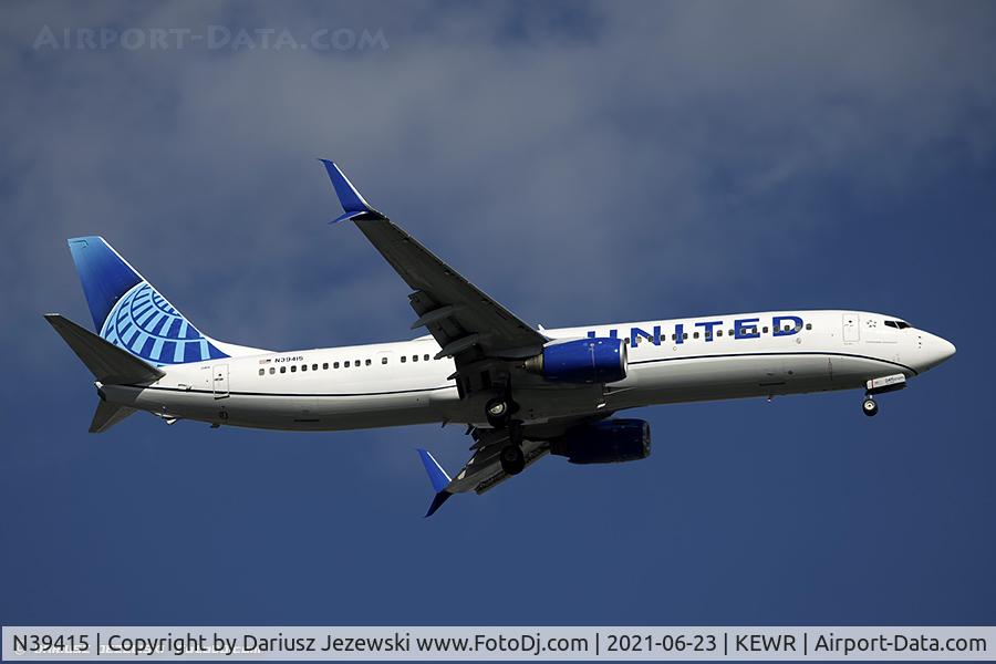 N39415, 2008 Boeing 737-924/ER C/N 32826, Boeing 737-924/ER - United Airlines  C/N 32826, N39415