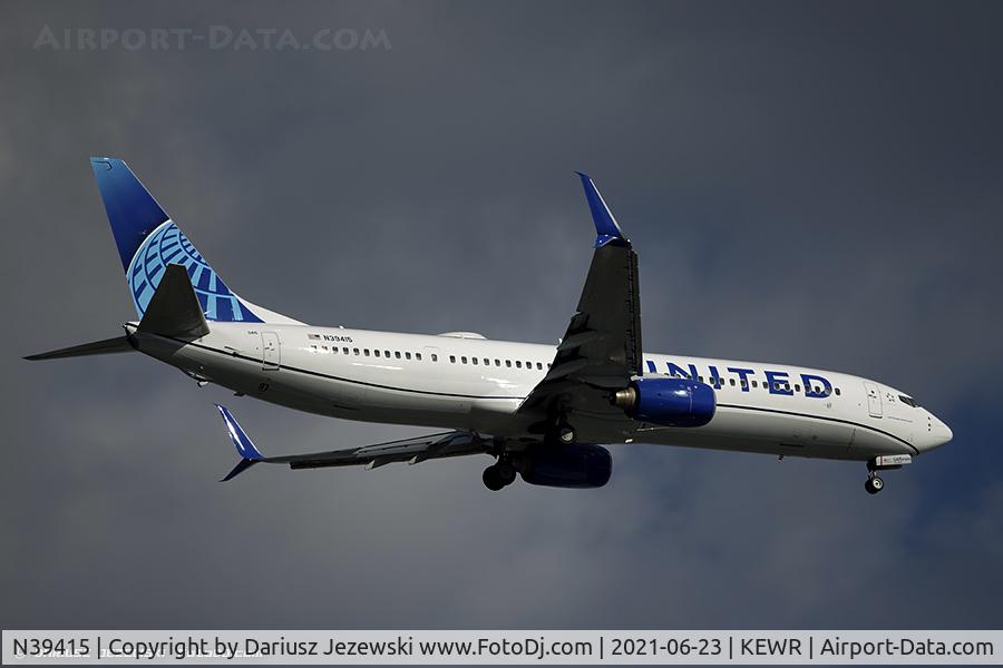 N39415, 2008 Boeing 737-924/ER C/N 32826, Boeing 737-924/ER - United Airlines  C/N 32826, N39415