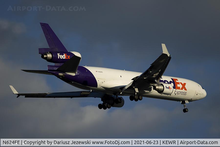 N624FE, 1990 McDonnell Douglas MD-11 C/N 48443, McDonnell Douglas MD-11(F) - FedEx - Federal Express  C/N 48443, N624FE