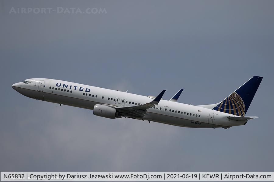 N65832, 2014 Boeing 737-924/ER C/N 44563, Boeing 737-924/ER - United Airlines  C/N 44563, N65832