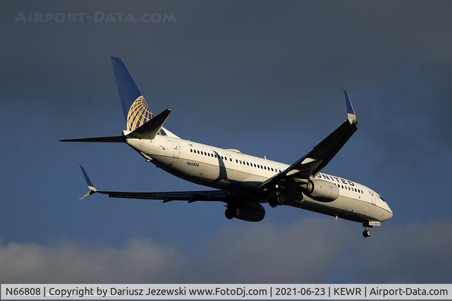 N66808, 2013 Boeing 737-924/ER C/N 42820, Boeing 737-924/ER - United Airlines  C/N 42820, N66808