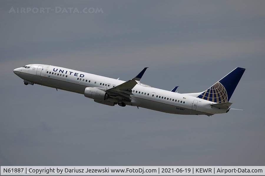 N61887, 2015 Boeing 737-924/ER C/N 42192, Boeing 737-924/ER - United Airlines  C/N 42192, N61887