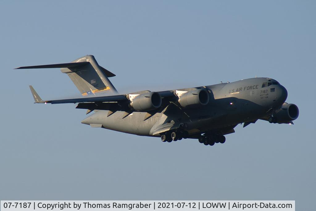 07-7187, 2007 Boeing C-17A Globemaster III C/N P-187, USA - Air Force Boeing C-17A Globemaster III