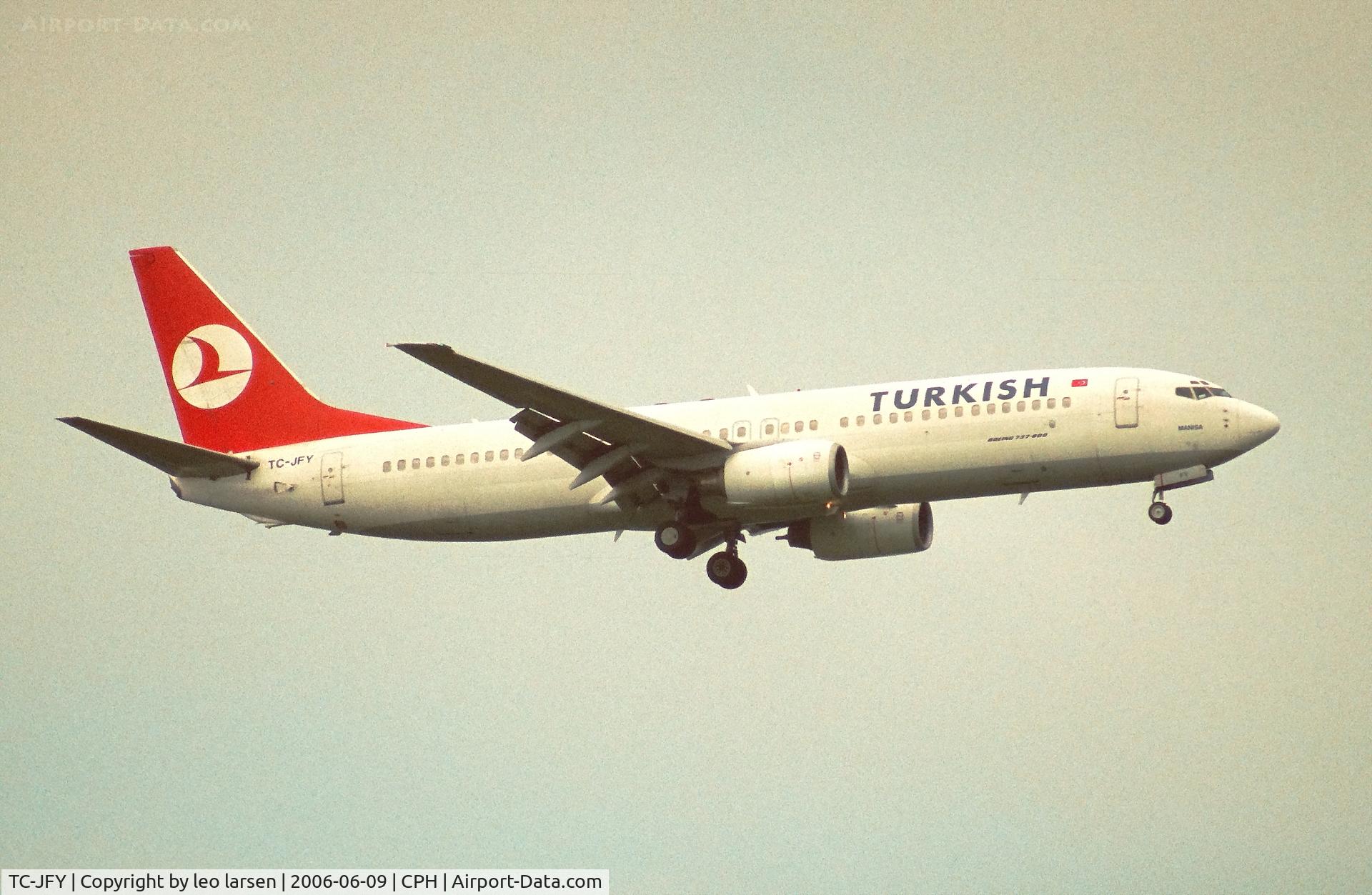 TC-JFY, 2000 Boeing 737-8F2 C/N 29783/497, Copenhagen 9.6.2006