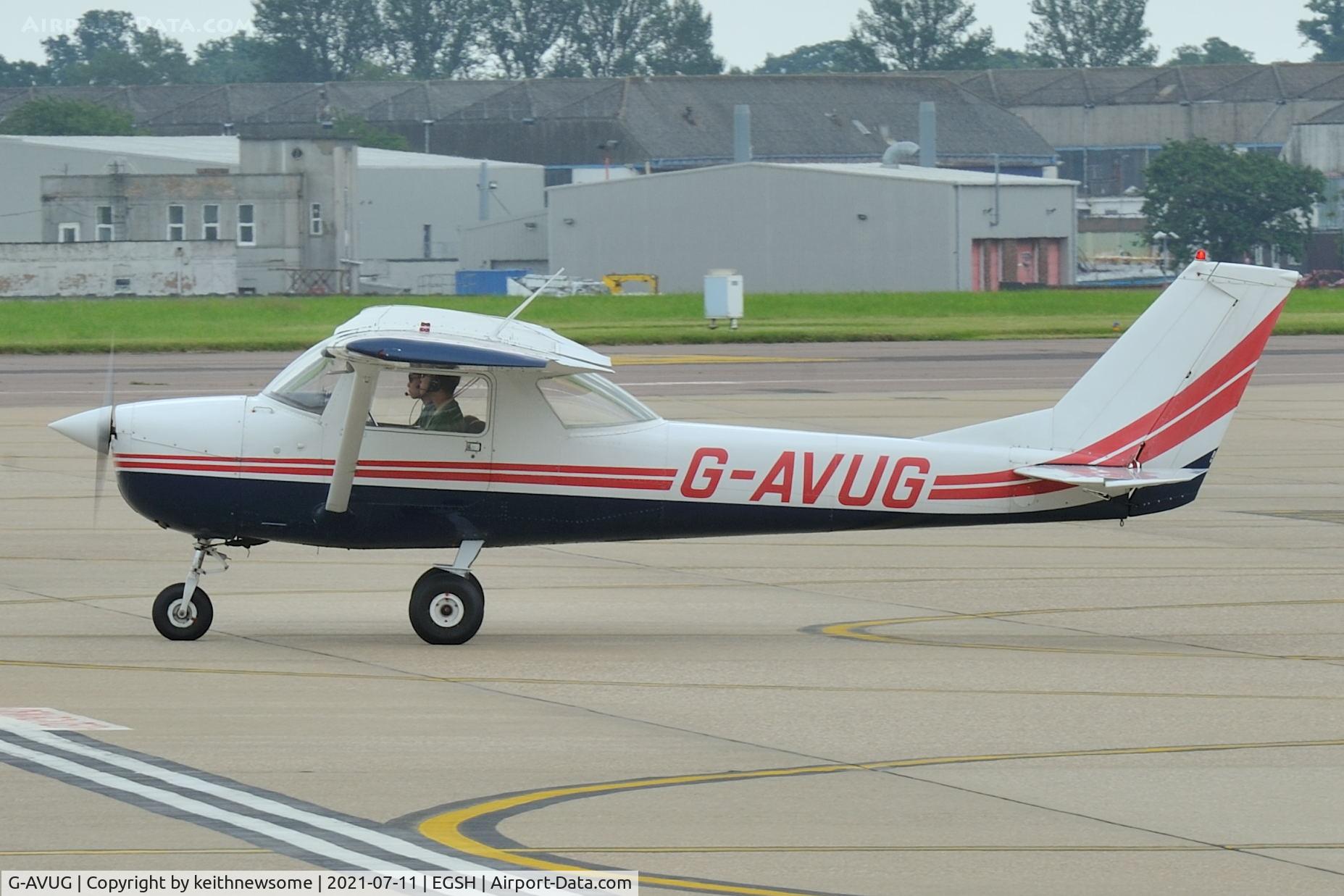G-AVUG, 1967 Reims F150H C/N 0234, Leaving Norwich for Sandtoft.