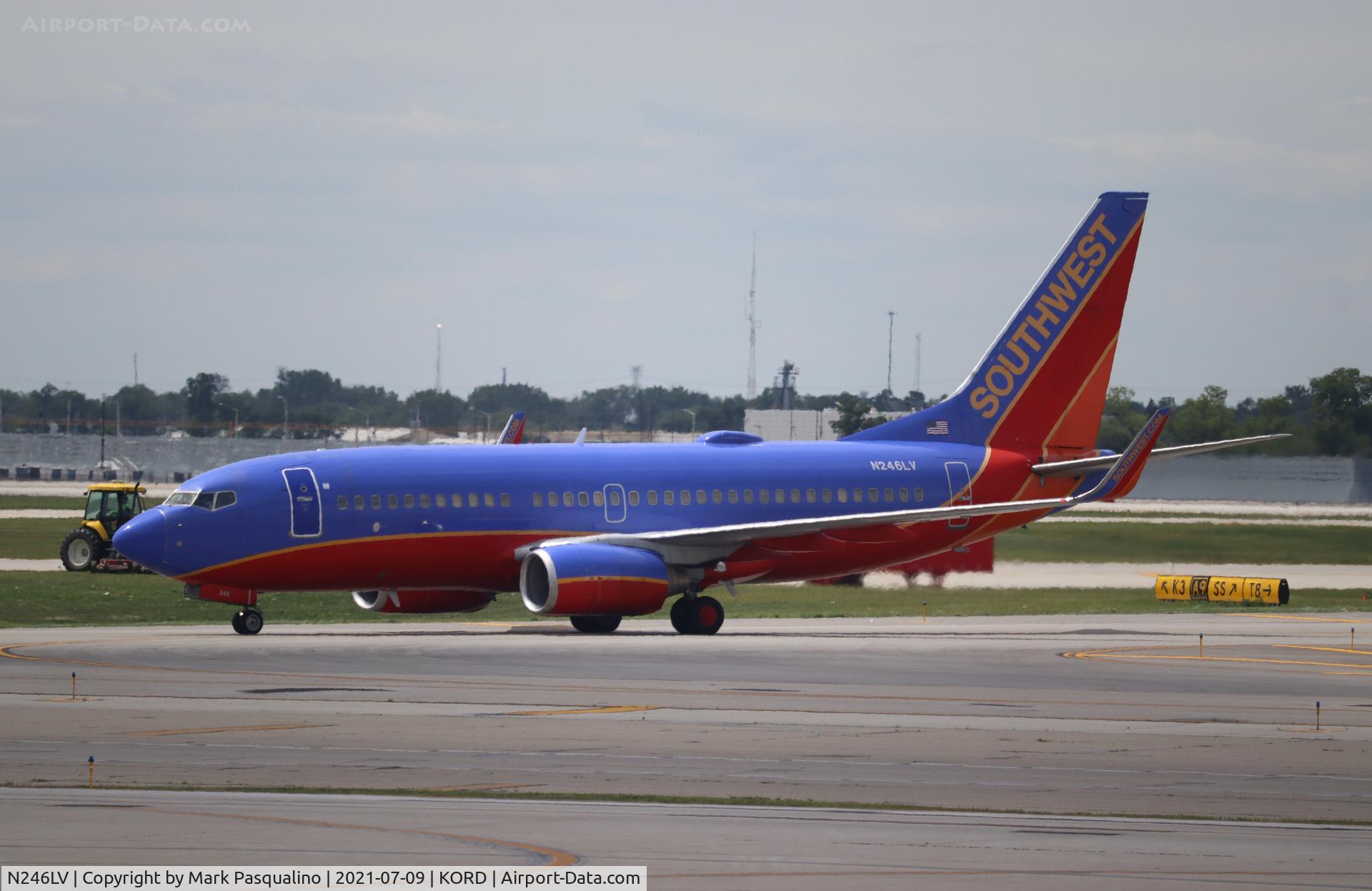 N246LV, 2006 Boeing 737-7H4 C/N 32507, Boeing 737-7H4
