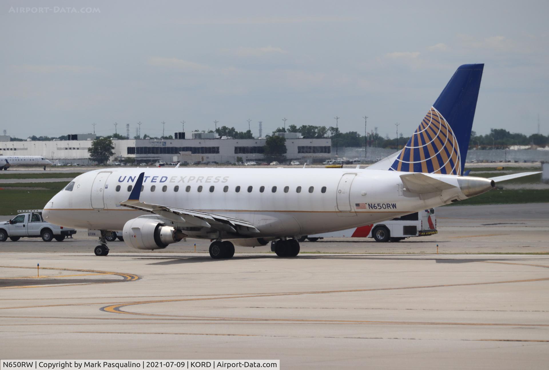 N650RW, 2005 Embraer 170SE (ERJ-170-100SE) C/N 17000071, ERJ-170-100SE