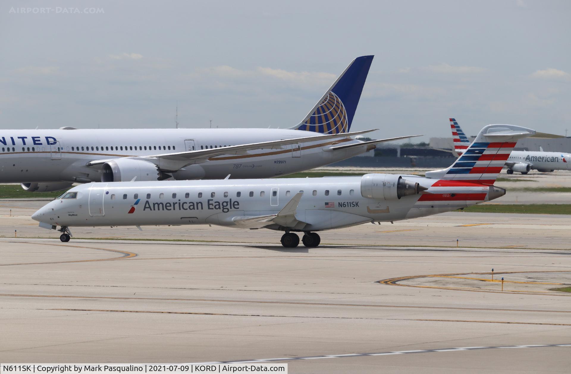 N611SK, 2002 Bombardier CRJ-701 (CL-600-2C10) Regional Jet C/N 10035, CL-600-2C10