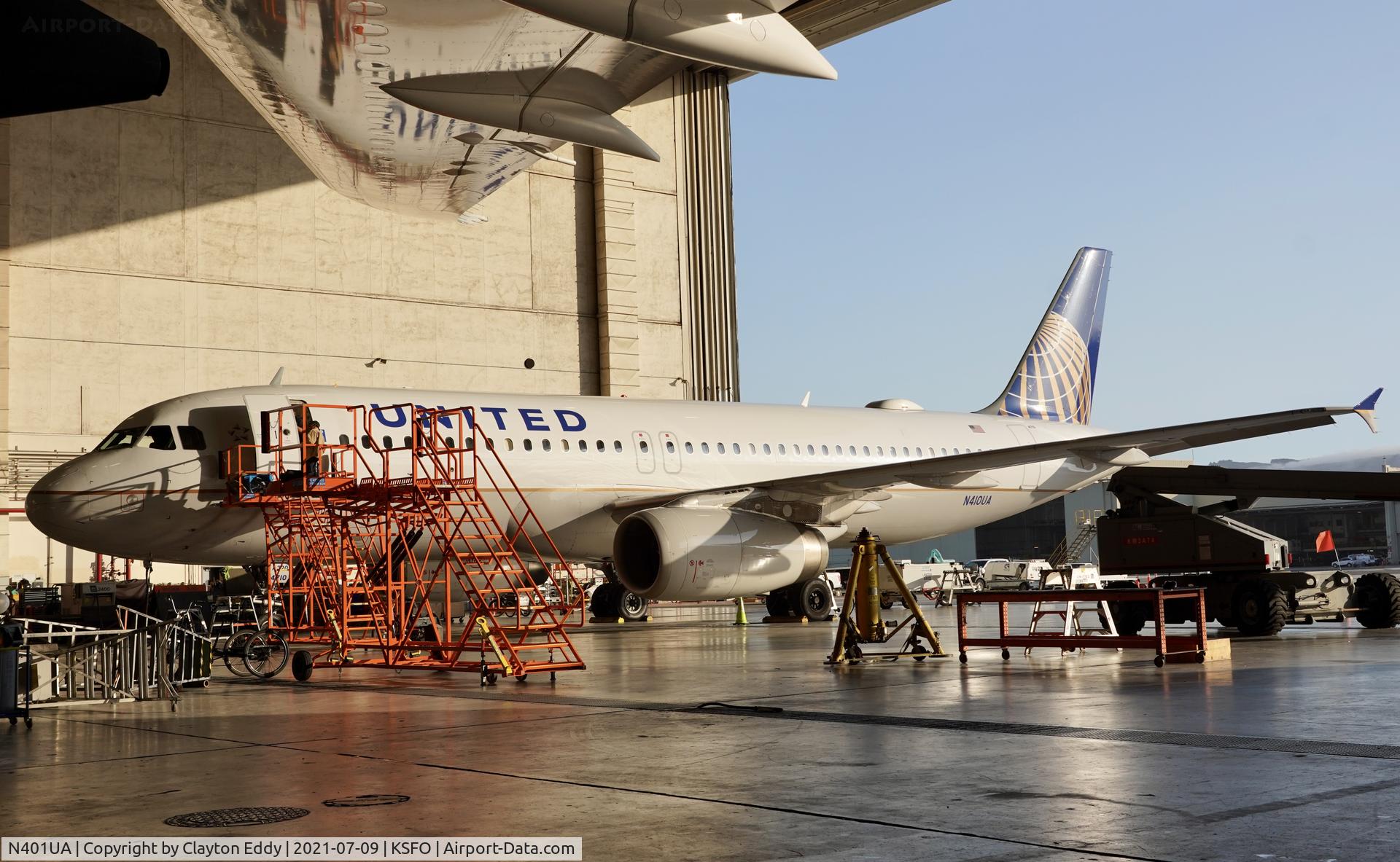 N401UA, 1993 Airbus A320-232 C/N 435, SFO 2021.