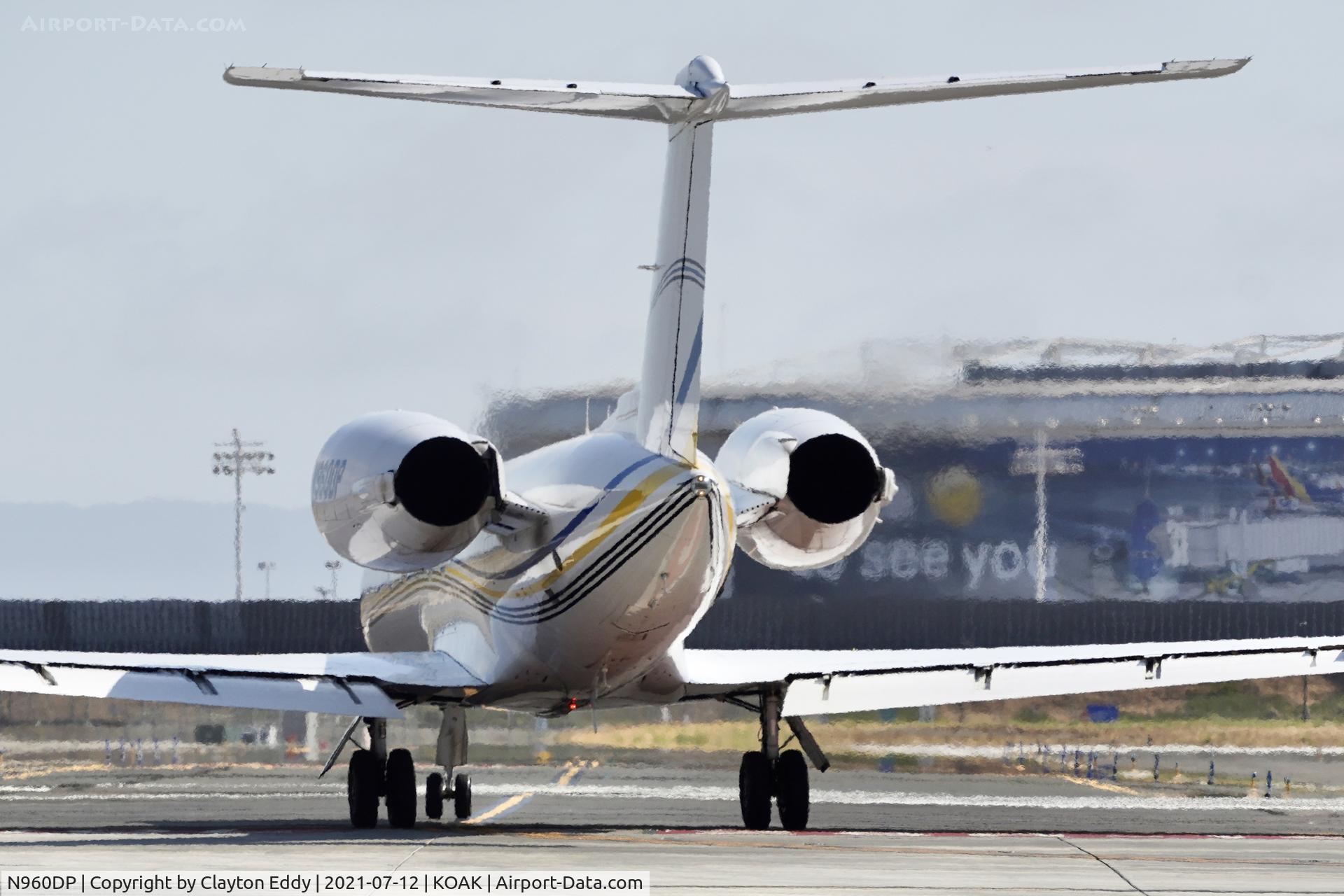 N960DP, 1990 Gulfstream Aerospace G-IV C/N 1157, Oakland North Field 2021.