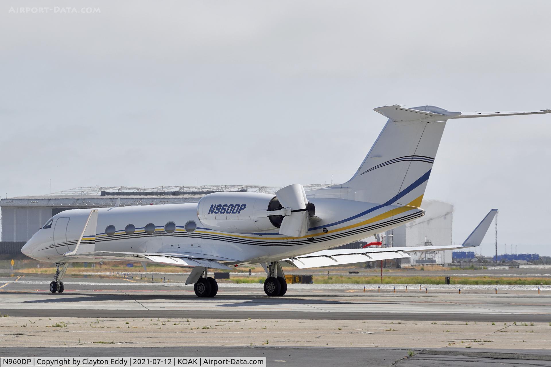 N960DP, 1990 Gulfstream Aerospace G-IV C/N 1157, Oakland North Field 2021.