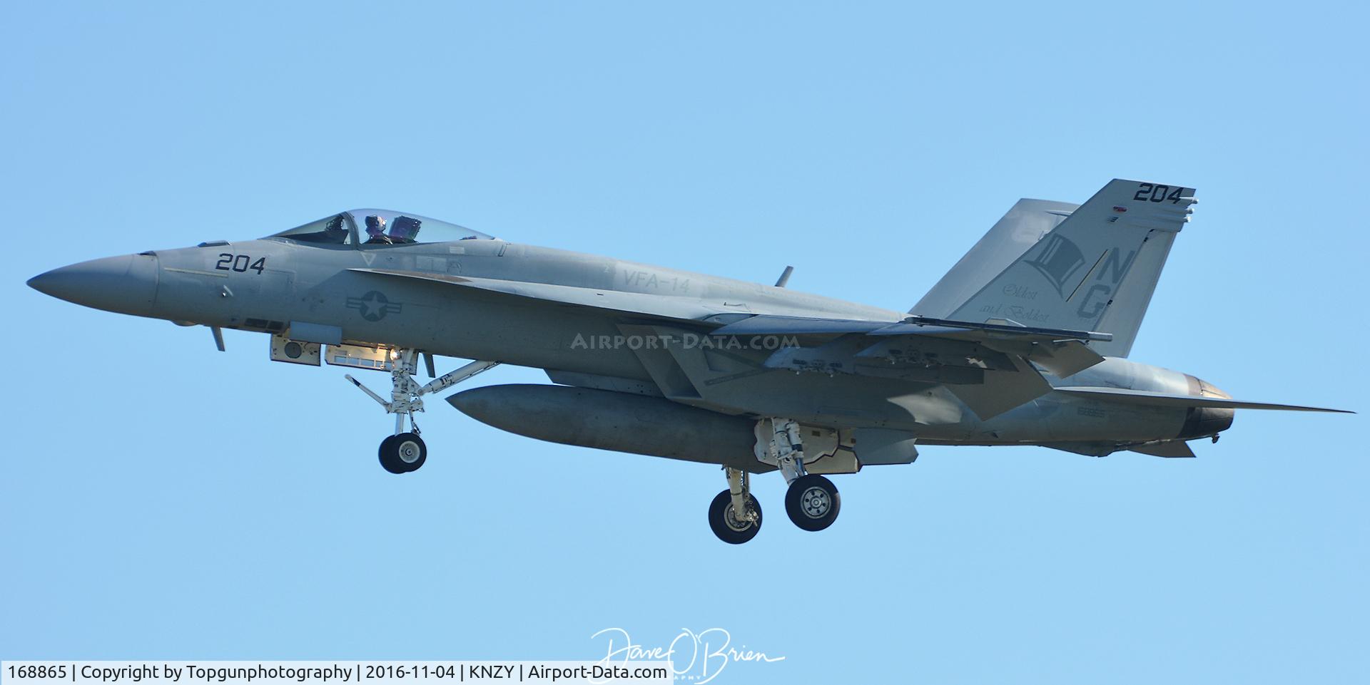 168865, Boeing F/A-18E Super Hornet C/N E242, VFA-14 Super Hornet coming in to land