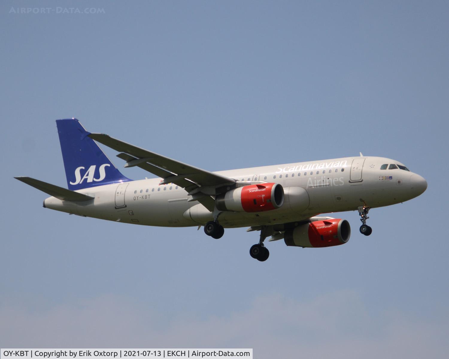 OY-KBT, 2007 Airbus A319-131 C/N 3292, OY-KBT landing rw 04L