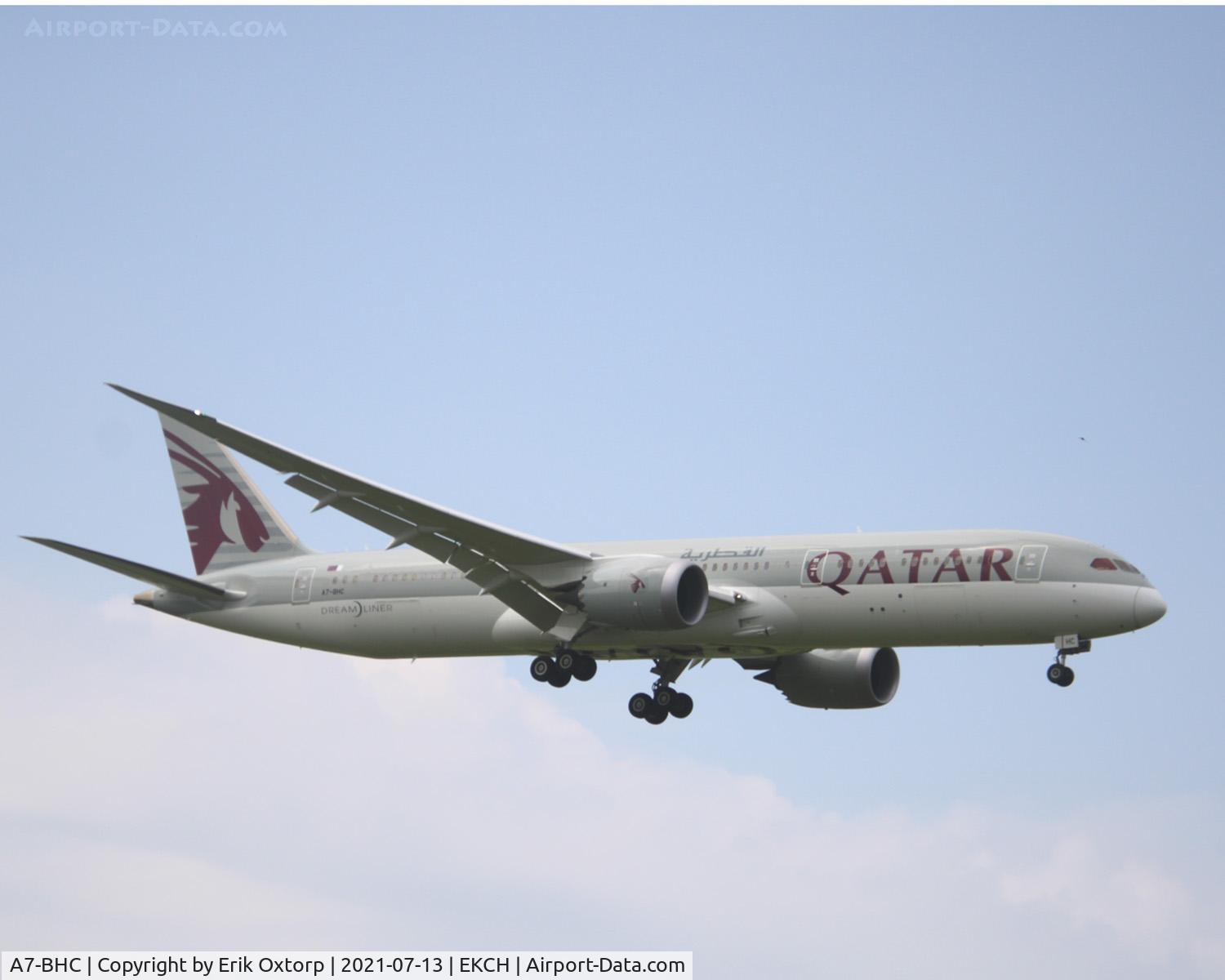 A7-BHC, 2019 Boeing 787-9 Dreamliner Dreamliner C/N 64210, A7-BHC landing rw 04L