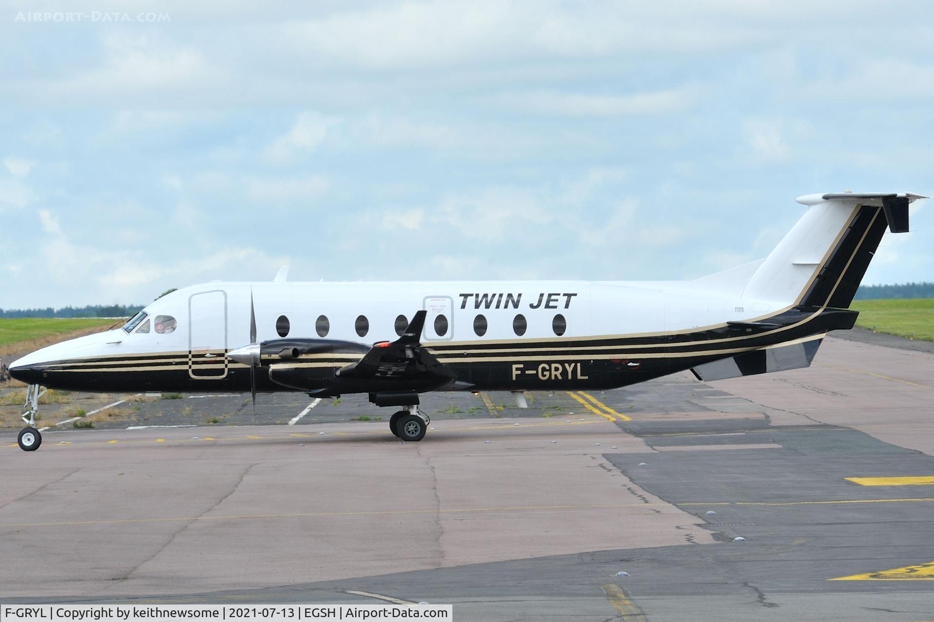 F-GRYL, 1997 Beech 1900D C/N UE-301, Arriving at Norwich from Esbjerg, Denmark.