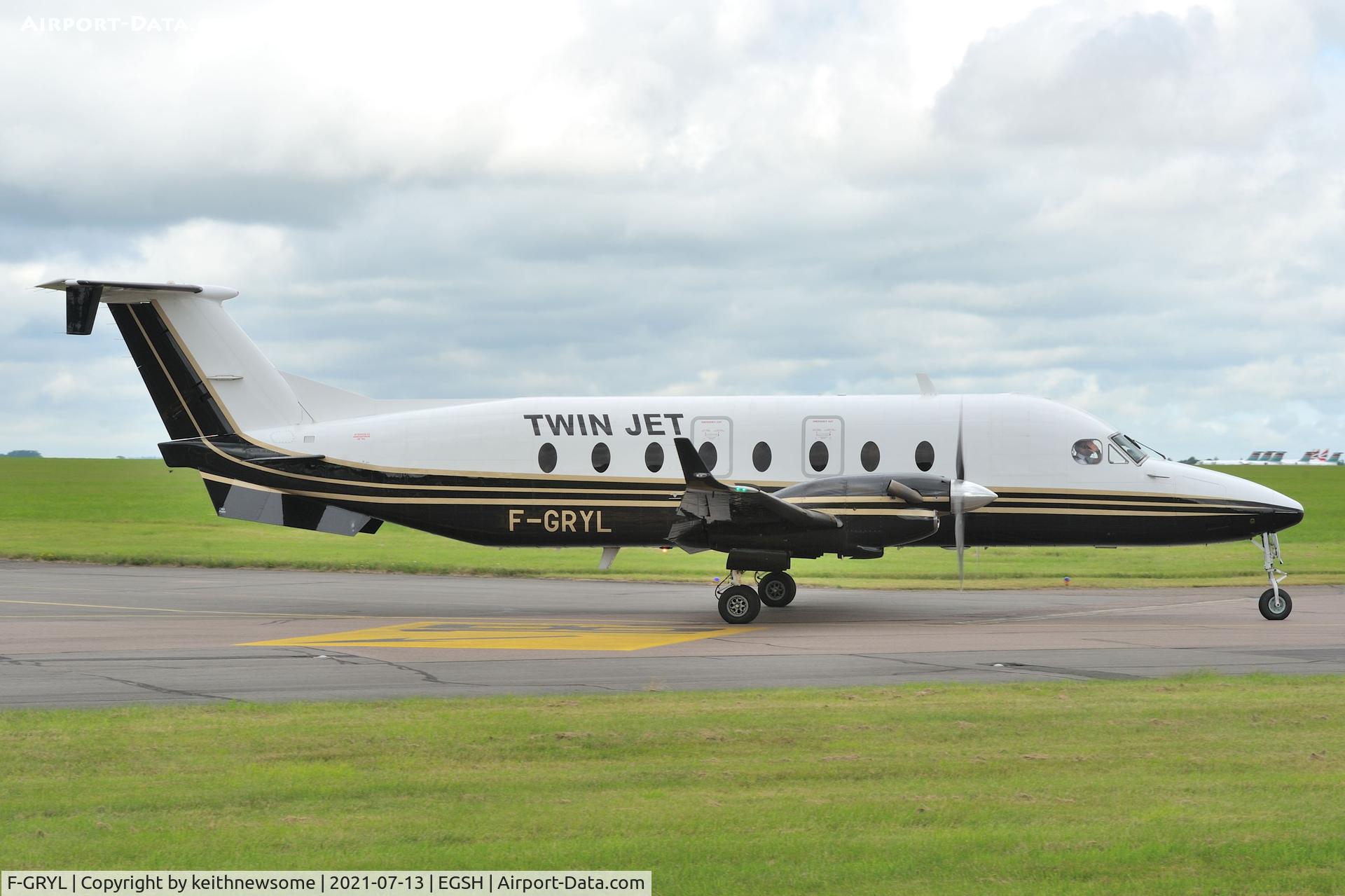 F-GRYL, 1997 Beech 1900D C/N UE-301, Leaving Norwich for Paris LBG.