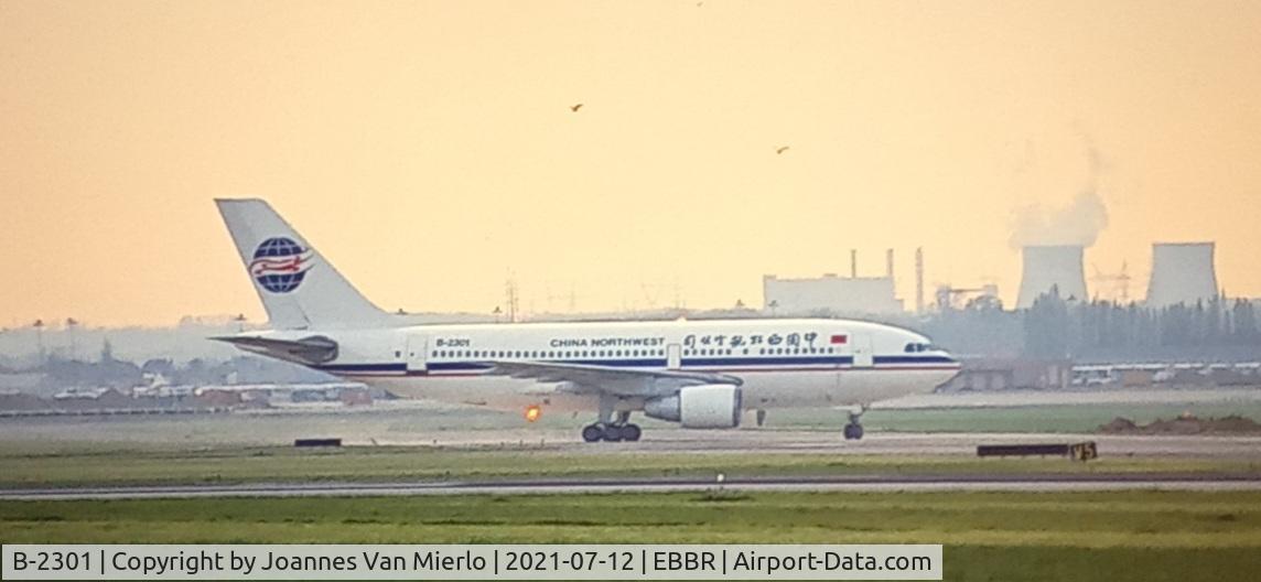 B-2301, 1984 Airbus A310-222 C/N 311, Scan from slide