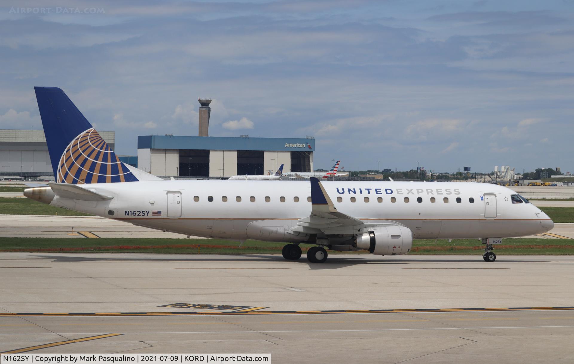 N162SY, 2016 Embraer 175LR (ERJ-170-200LR) C/N 17000576, ERJ-170-200LR