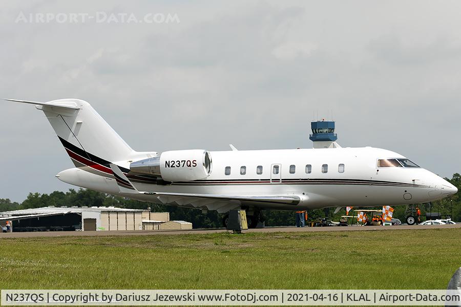 N237QS, Bombardier CL-600-2B16(CL-604) C/N 6127, Bombardier CL-600-2B16 Challenger 604 C/N 6127, N237QS