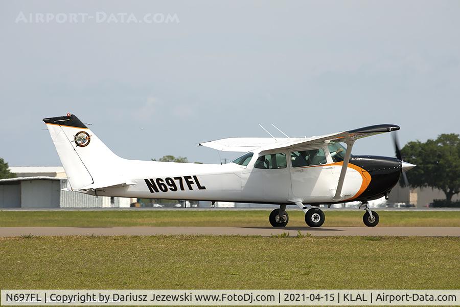 N697FL, 1984 Cessna 172P C/N 17276100, Cessna 172P Skyhawk C/N 17276100, N697FL