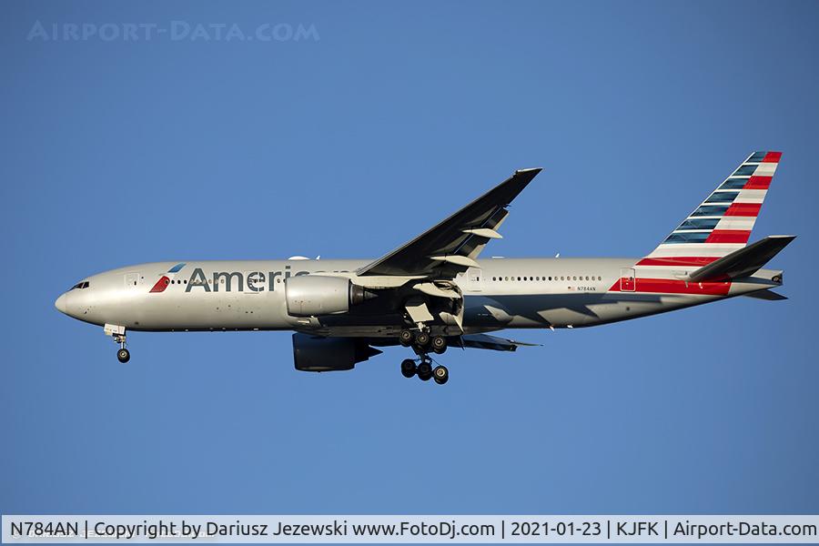N784AN, 2000 Boeing 777-223 C/N 29588, Boeing 777-223/ER - American Airlines  C/N 29588, N784AN
