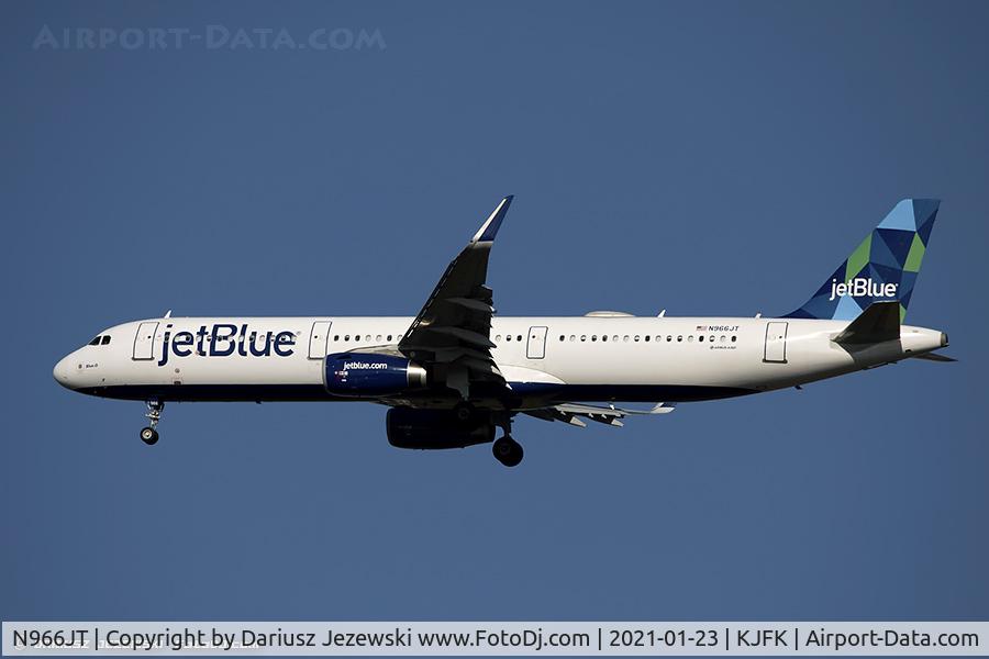 N966JT, 2016 Airbus A321-231 C/N 7230, Airbus A321-231 