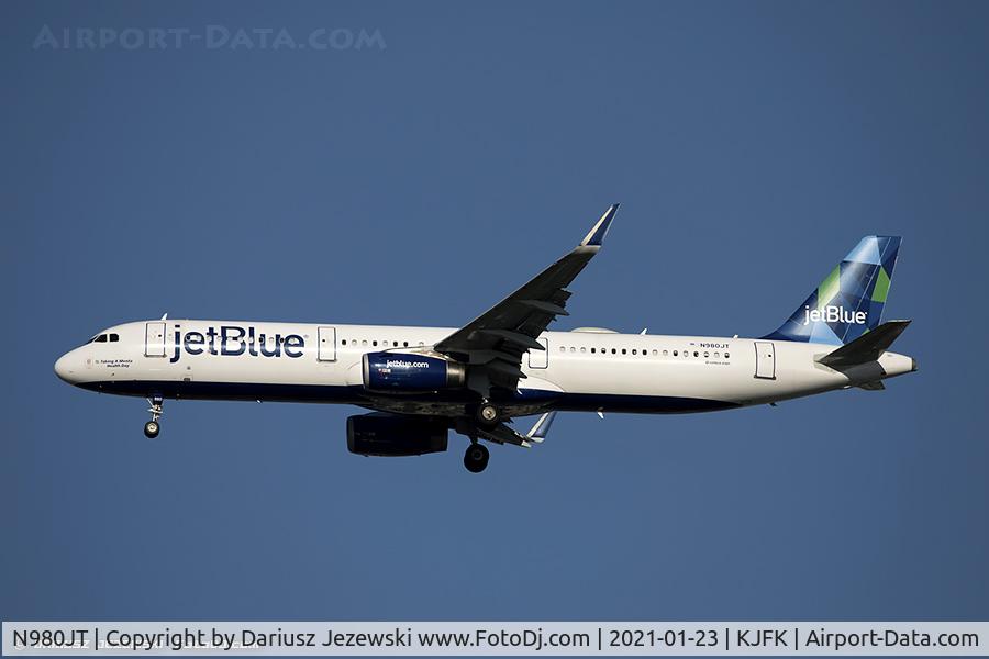 N980JT, 2017 Airbus A321-231 C/N 7631, Airbus A321-231 