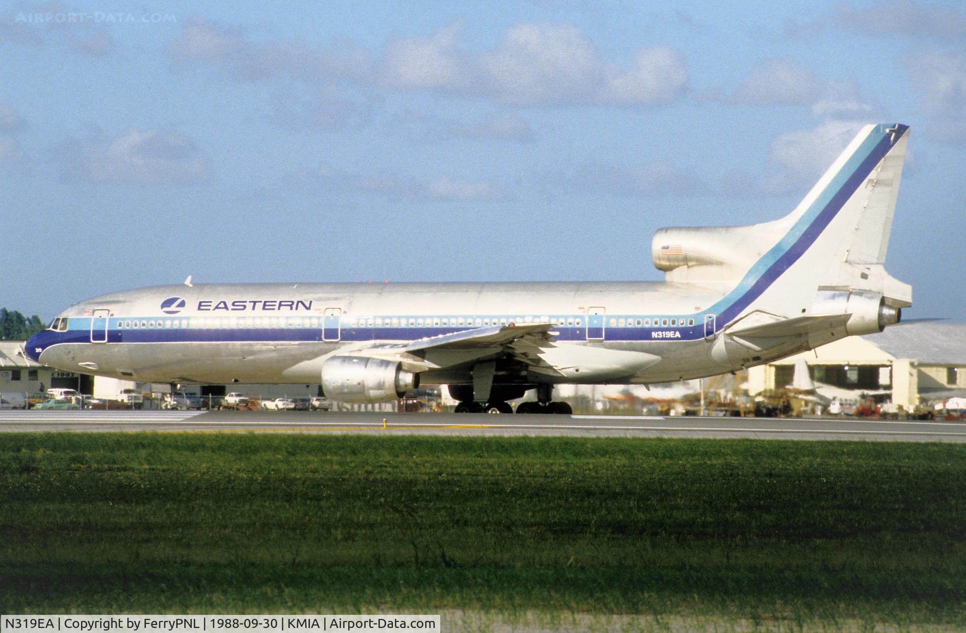 N319EA, 1973 Lockheed L-1011-385-1 TriStar 1 C/N 193A-1040, Eastern L1011taxying for departure