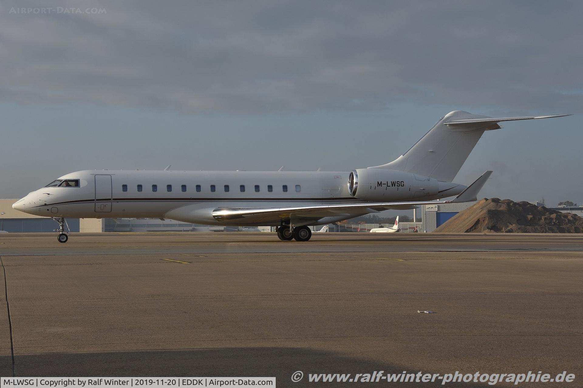 M-LWSG, 2013 Bombardier BD-700-1A10 Global 6000 C/N 9583, Bombardier BD-700-1A10 Global 6000 - Lynx Aircraft - 9583 - M-LWSG - 20.11.2019 - CGN