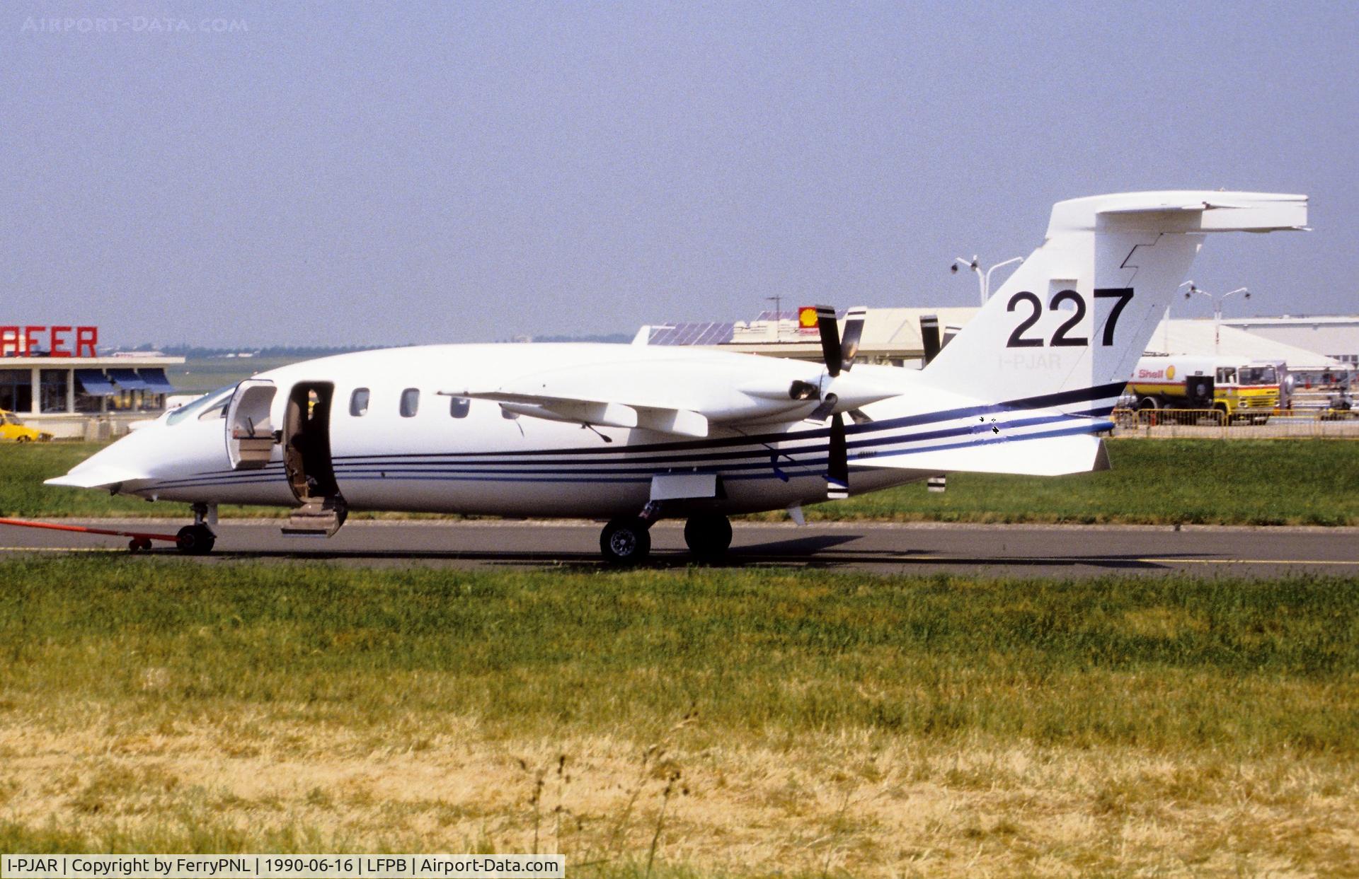 I-PJAR, 1987 Piaggio P-180 Avanti II C/N 1002, Piaggio P-180 under tow