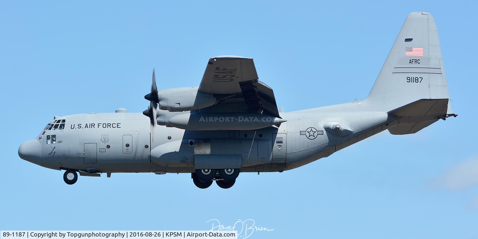89-1187, 1989 Lockheed C-130H Hercules C/N 382-5196, REACH235 coming in from Little Rock AR