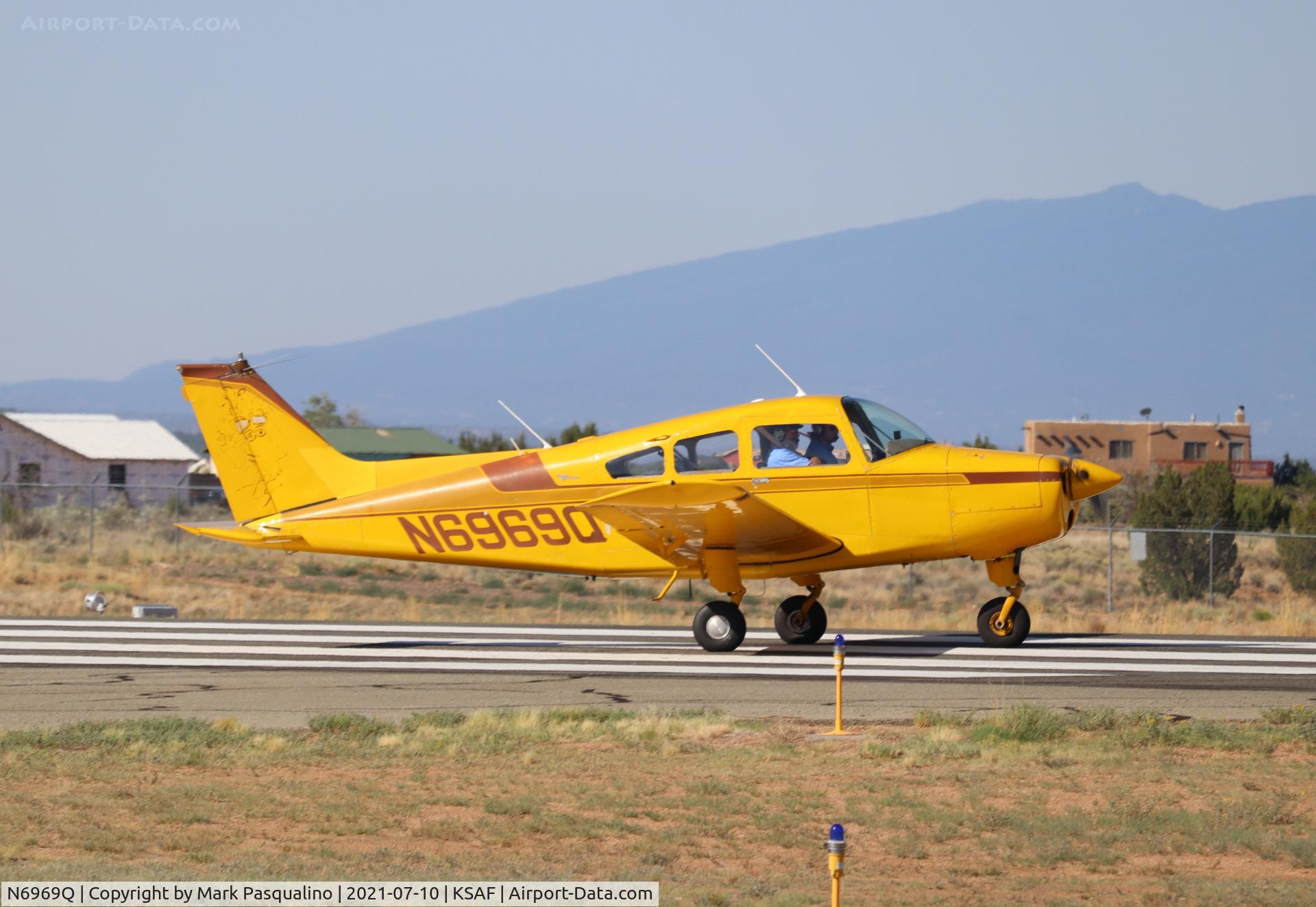 N6969Q, 1968 Beech A23-24 Musketeer Super III C/N MA-306, Beech A23