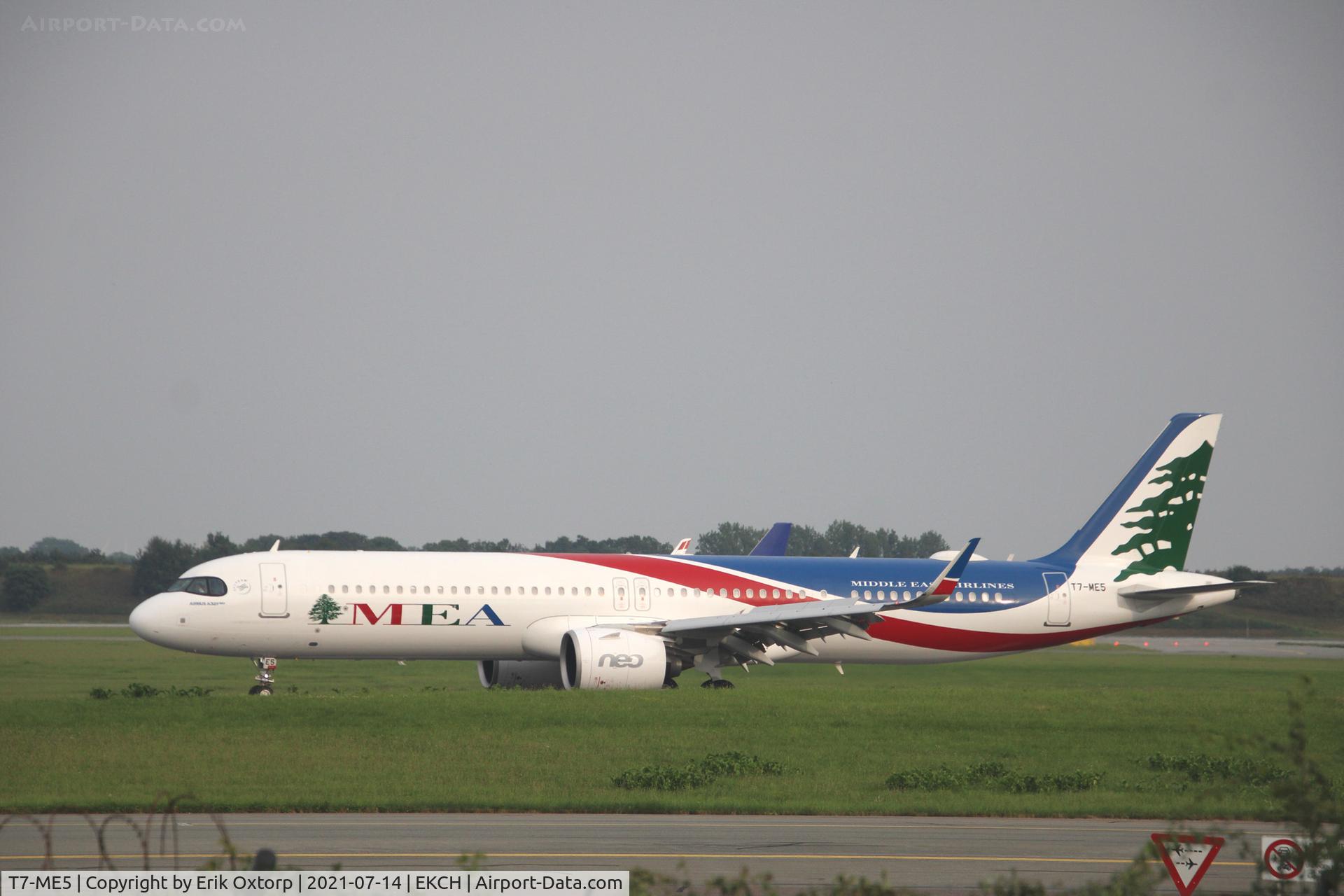 T7-ME5, 2020 Airbus A321-271NX C/N 10147, T7-ME5 landed rw 04L