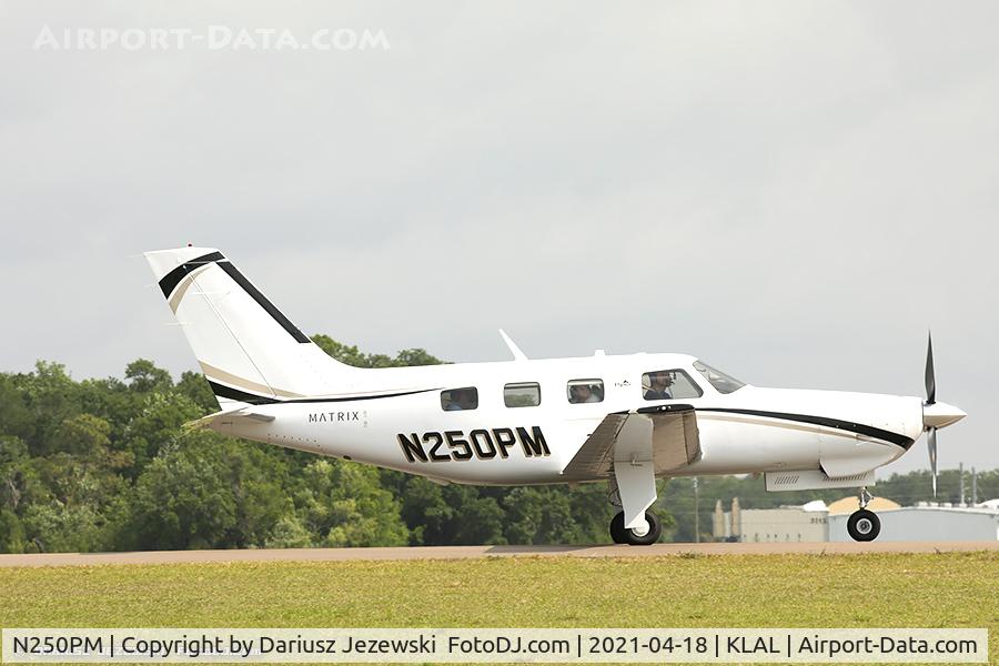 N250PM, Piper PA-34-220T C/N 348233110, Piper PA-46R-350T Malibu Matrix C/N 4692204, N250PM