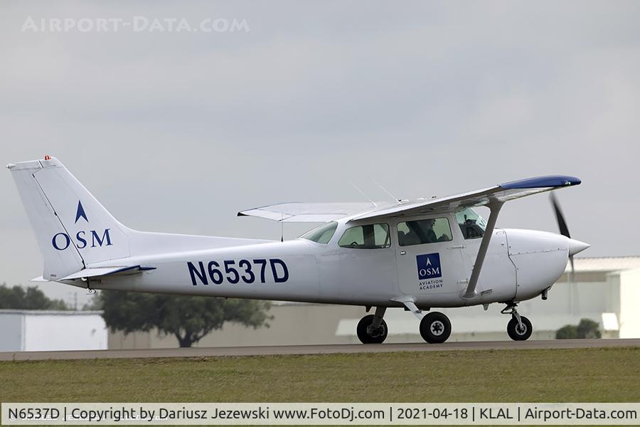 N6537D, 1979 Cessna 172N C/N 17272853, Cessna 172N Skyhawk  C/N 17272853, N6537D