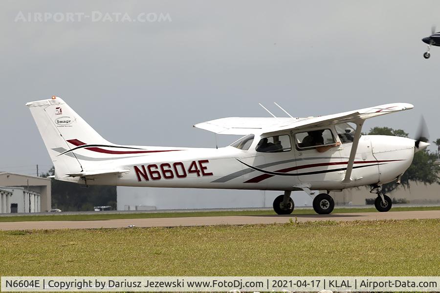 N6604E, 1978 Cessna 172N C/N 17272043, Cessna 172N Skyhawk  C/N 17272043, N6604E