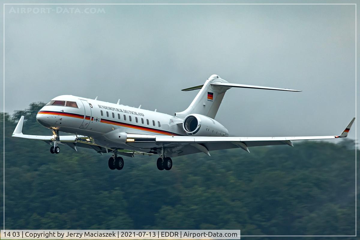 14 03, 2010 Bombardier BD-700-1A11 Global 5000 C/N 9411, Bombardier BD-700-1A11 Global 5000, c/n: 9411