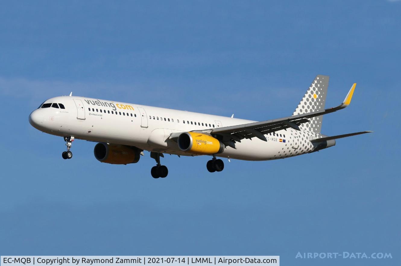 EC-MQB, 2017 Airbus A321-231 C/N 7599, A321 EC-MQB Vueling