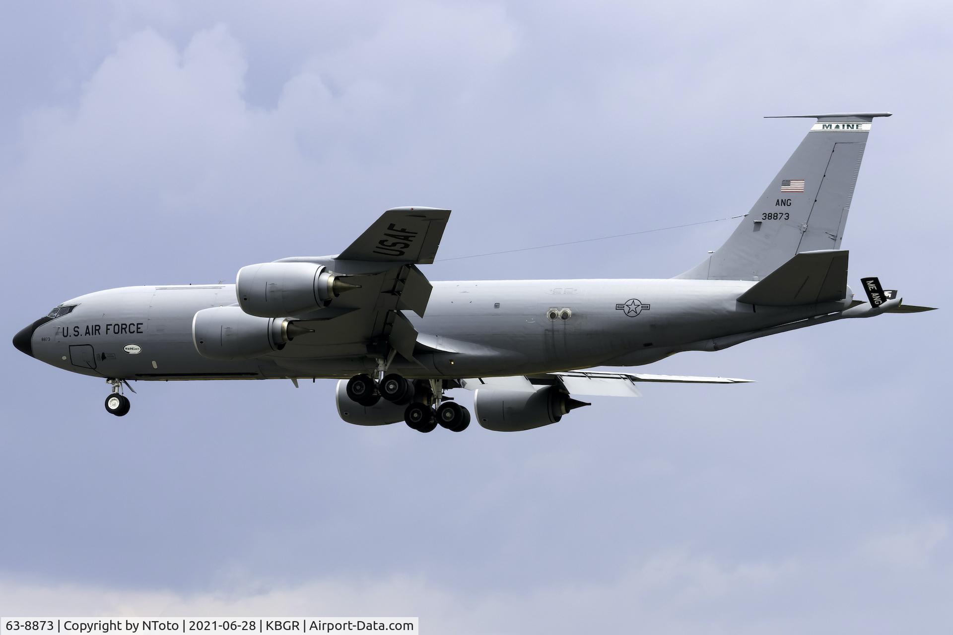 63-8873, 1963 Boeing KC-135R Stratotanker C/N 18721, Plane