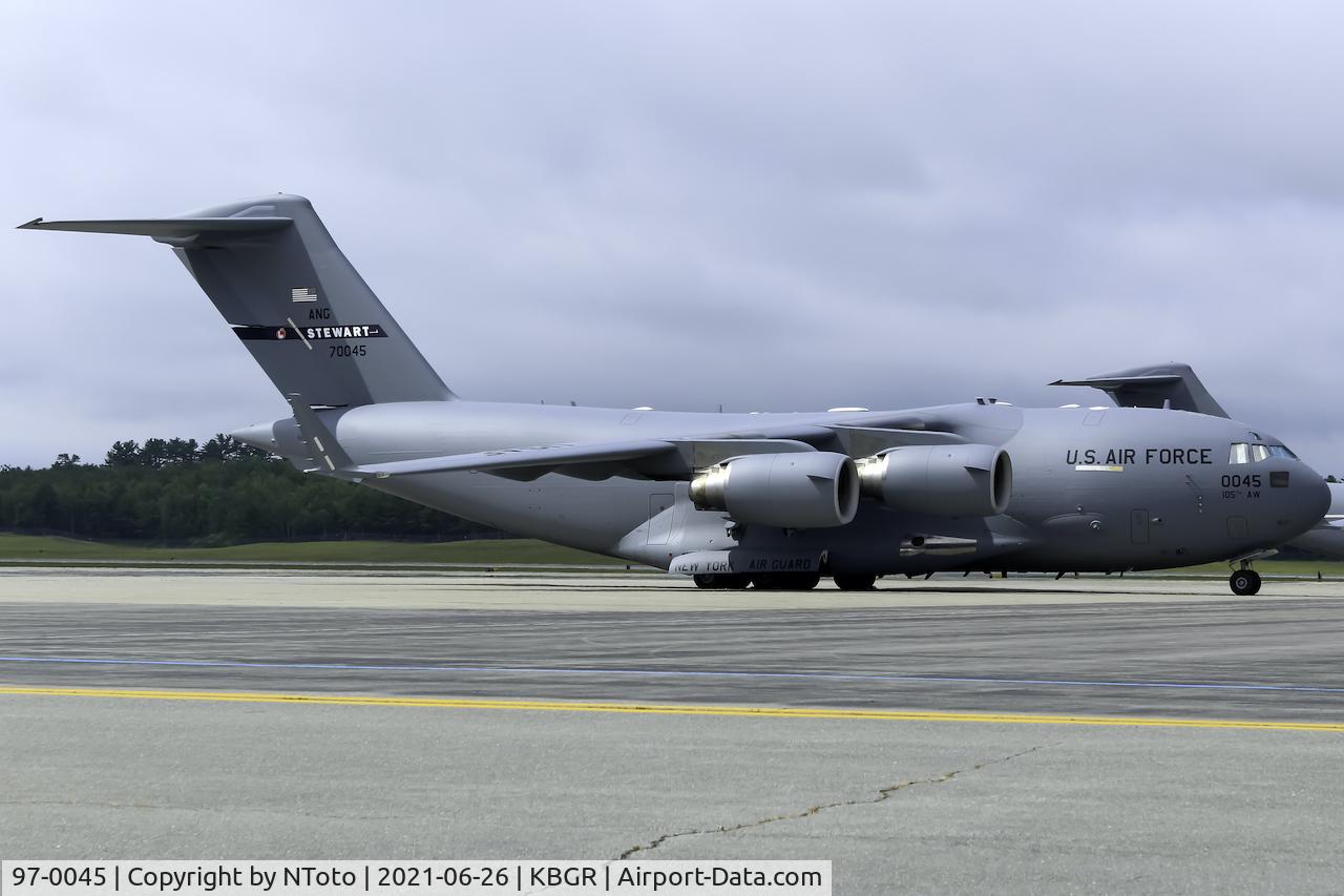 97-0045, 1997 Boeing C-17A Globemaster III C/N P-45, Plane