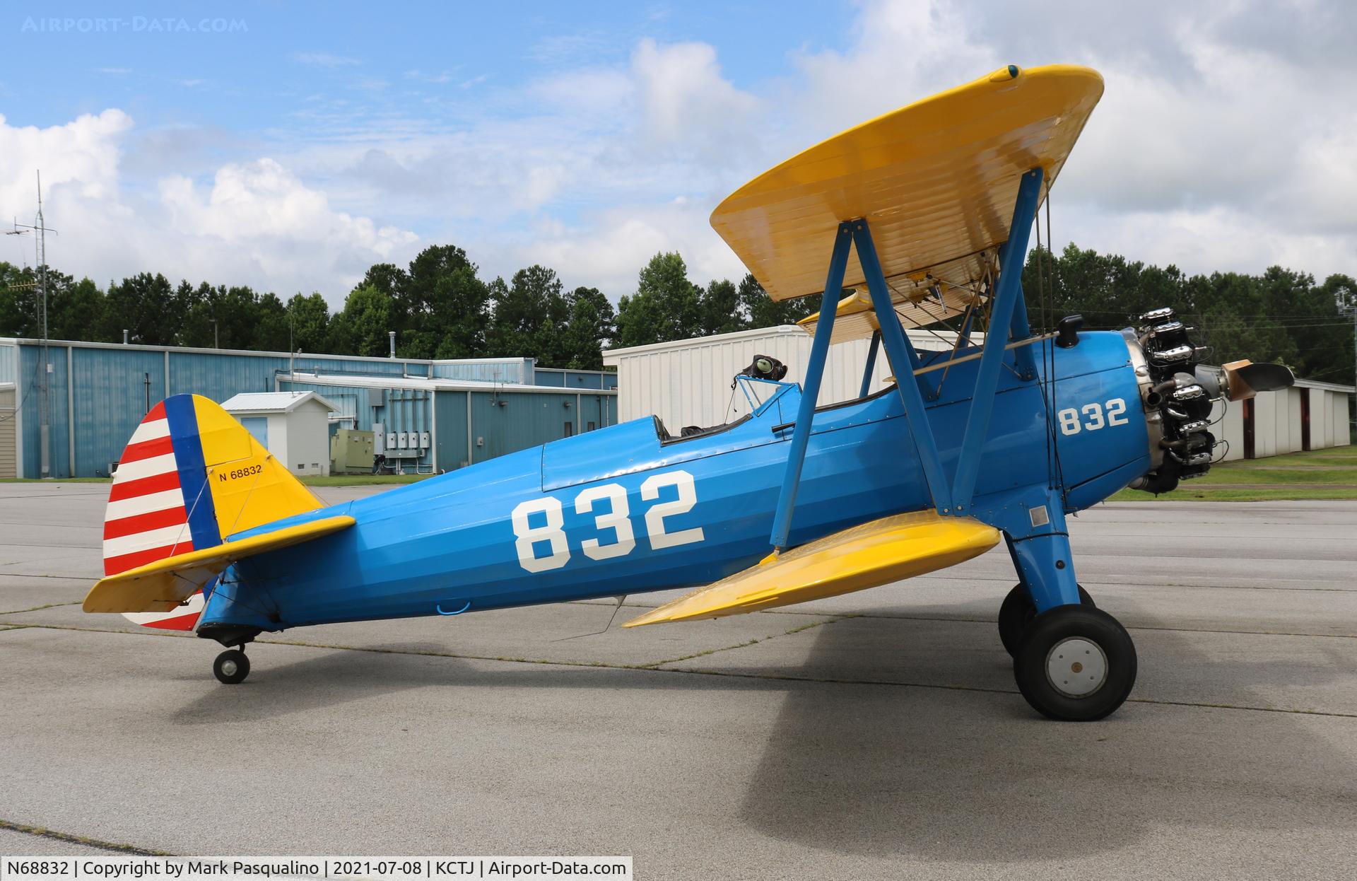 N68832, Boeing E75 C/N 755654, Stearman