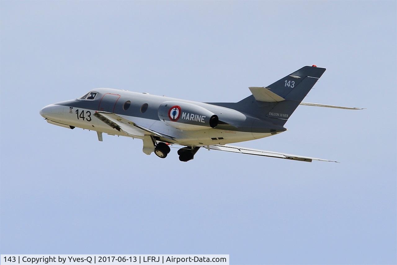 143, 1979 Dassault Falcon 10MER C/N 143, Dassault Falcon 10 MER, Climbing from rwy 26, Landivisiau Naval Air Base (LFRJ)