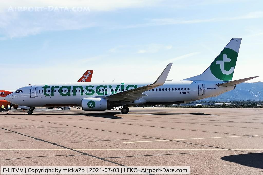 F-HTVV, 2012 Boeing 737-8JP C/N 39019, Parked