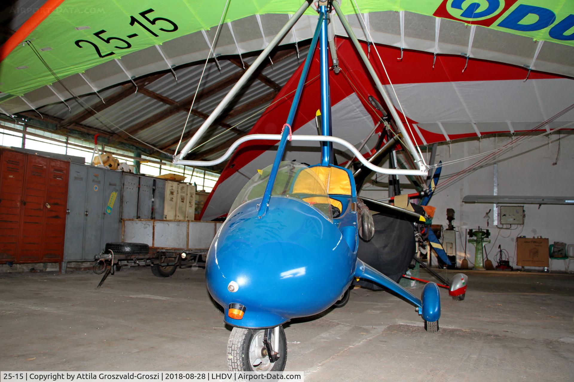 25-15, 1995 TL Ultralight TL-22 Duo C/N 95C04, LHDV - Dunaújváros-Kisapostag Airport, Hungary