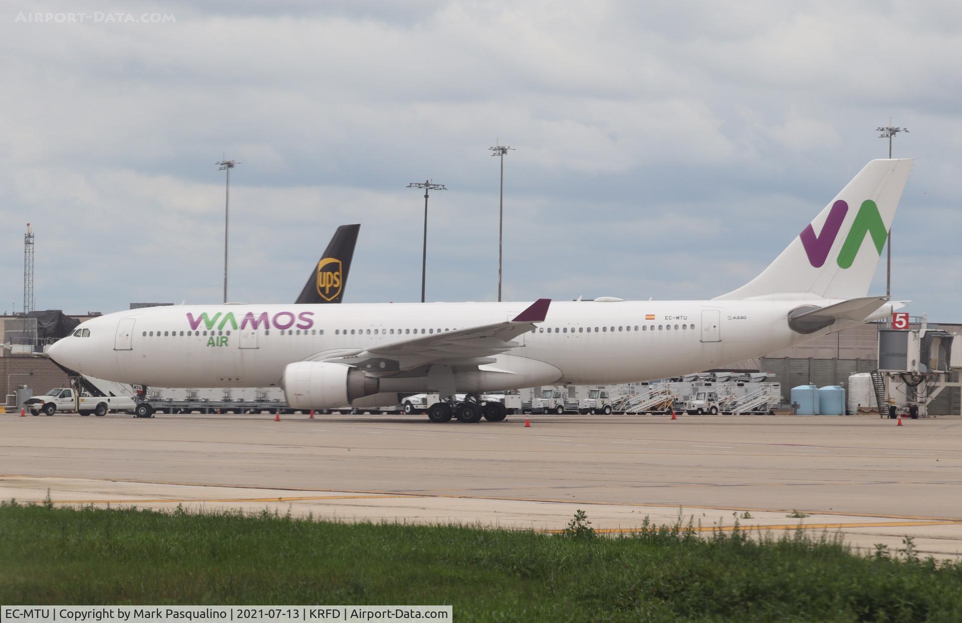 EC-MTU, 2002 Airbus A330-223 C/N 469, Airbus A330-223