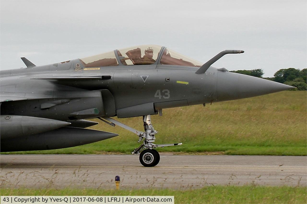 43, 2015 Dassault Rafale M C/N 43, Dassault Rafale M, Taxiing to flight line, Landivisiau naval air base (LFRJ) Tiger Meet 2017