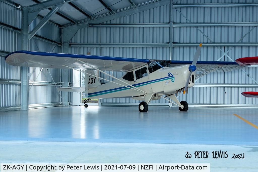 ZK-AGY, 1946 Auster J-1 Autocrat C/N 1991, Now updated to a J/1N Alpha.
R J de Montalk, Palmerston North