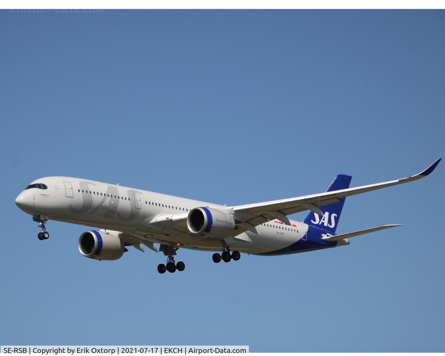 SE-RSB, 2019 Airbus A350-941 C/N 378, SE-RSB landing rw 22L