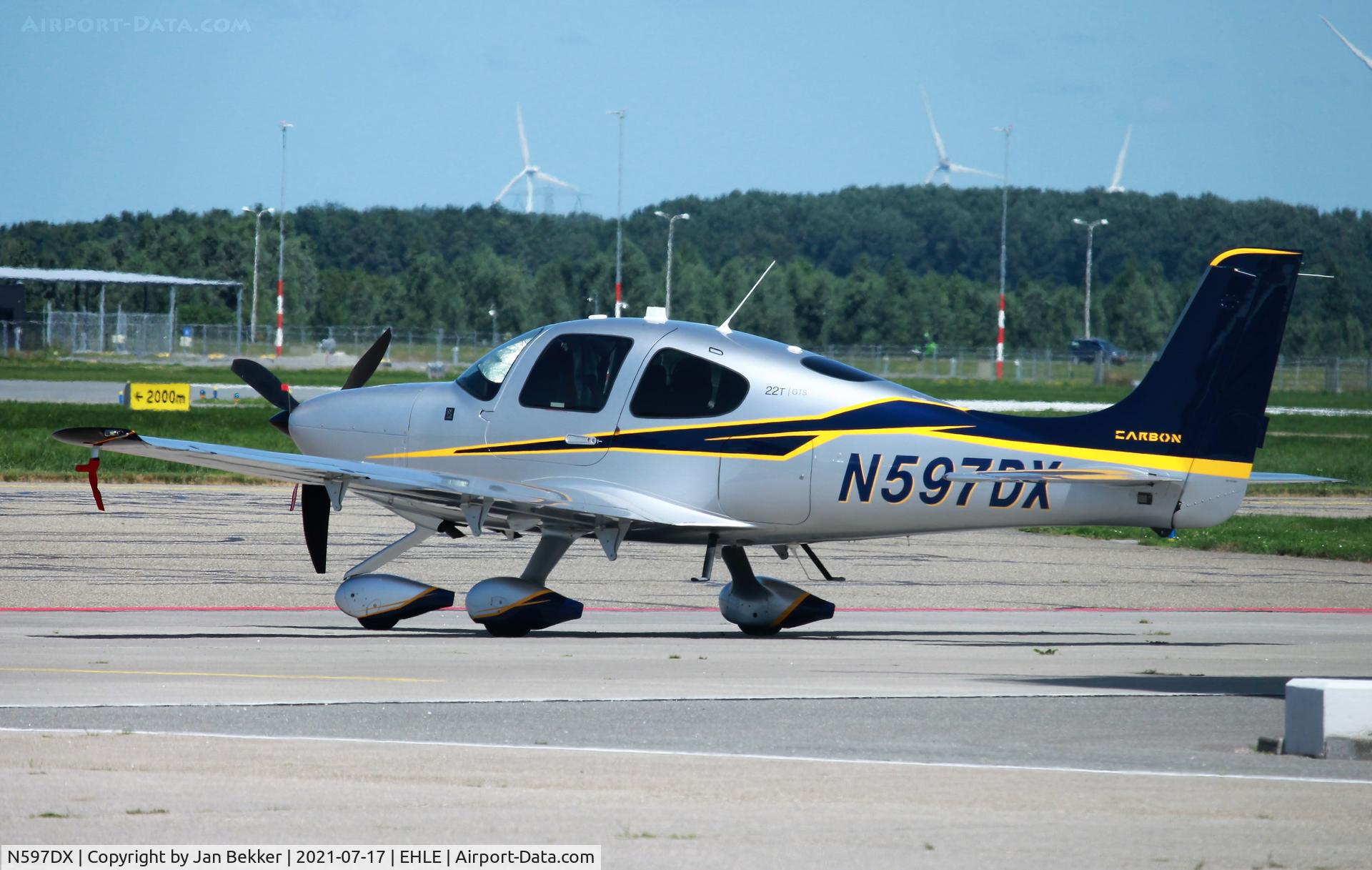 N597DX, 2016 Cirrus SR22T C/N 1244, Lelystad Airport